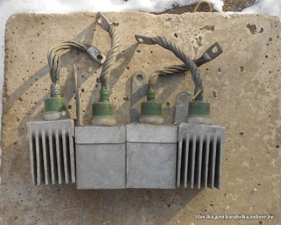 Высоковольтный диодный мост на сварку с радиаторами.