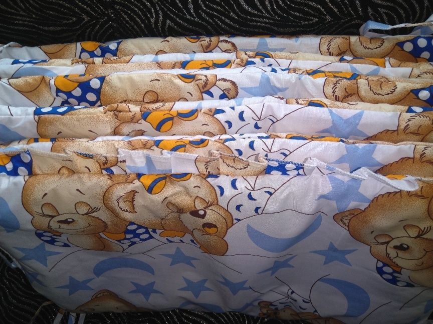 Набор в кроватку постельное+защита. пересылка олх доставка