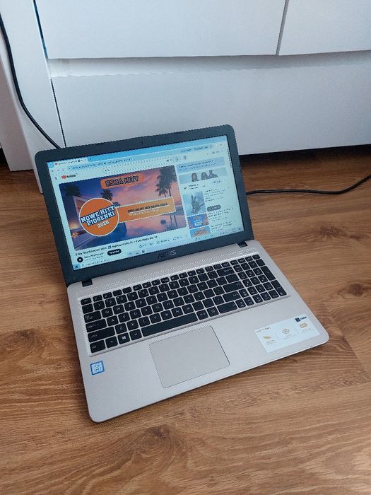 Laptop asus i5 7gen SSD bateria zadbany USB 3.0 Bluetooth