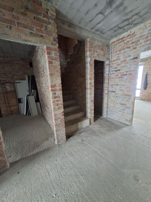 Продаж котеджу преміум класу 186м2