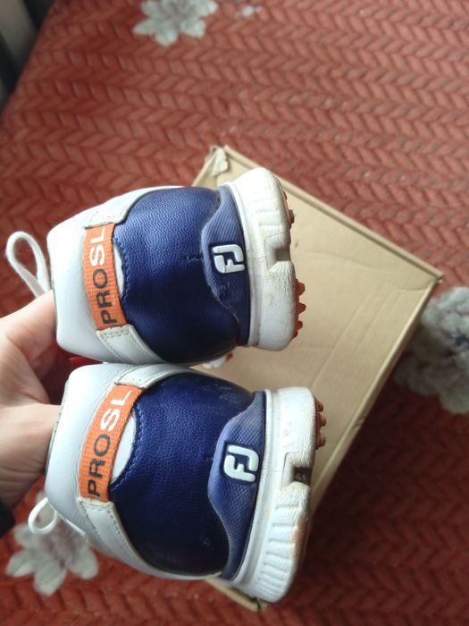 Кожаные мужские кроссовки