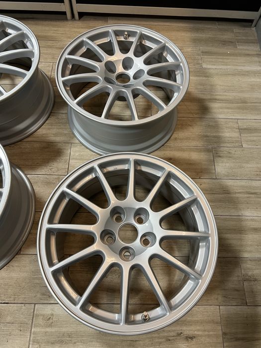 ENKEI lancer evo 18 5/114,3 M.A.T.