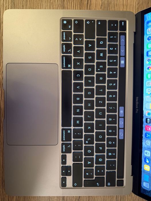 MacBook Pro 13” 2020 – M1 / 16 GB RAM / 512 GB SSD