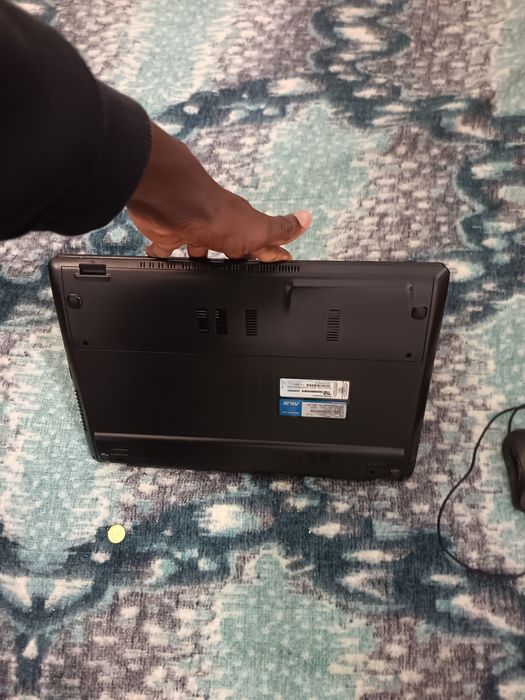 Computador ASUS  usado 170 €