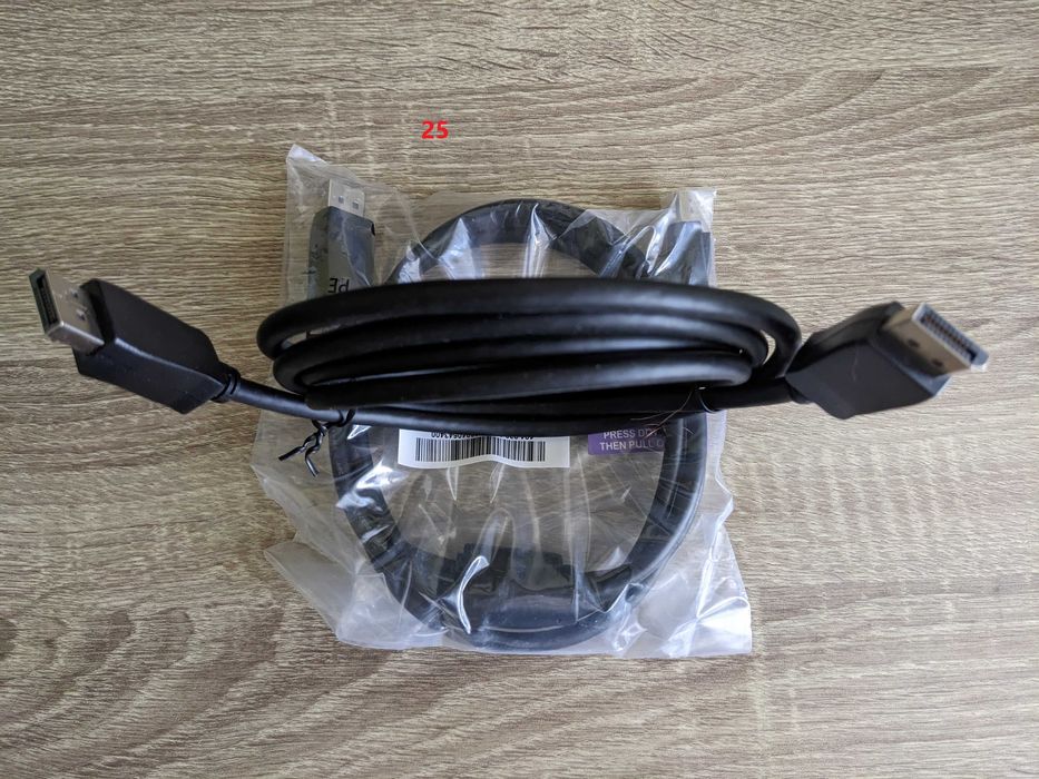 Різні кабелі для гаджетів