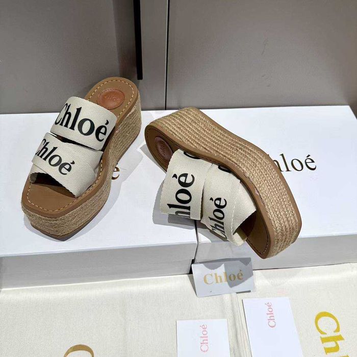 Chloe Buty, sandaly klapki, skora 110216