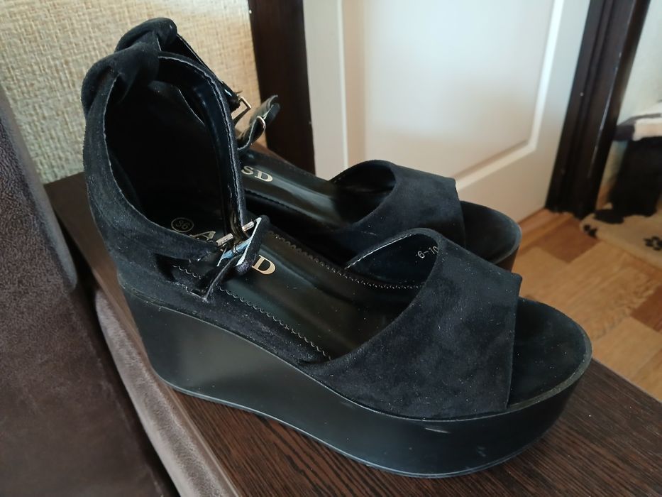 Босоніжки замш р 36