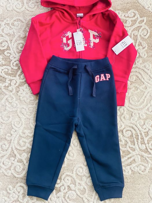 Костюм Gap. Худі, джогери Gap. Оригінал США.