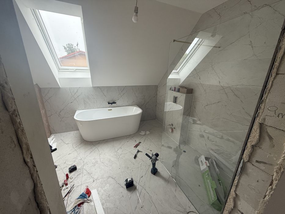 Wykonczenia/Remonty kompleksowo/Szpachlowanie/Malowanie natryskowe