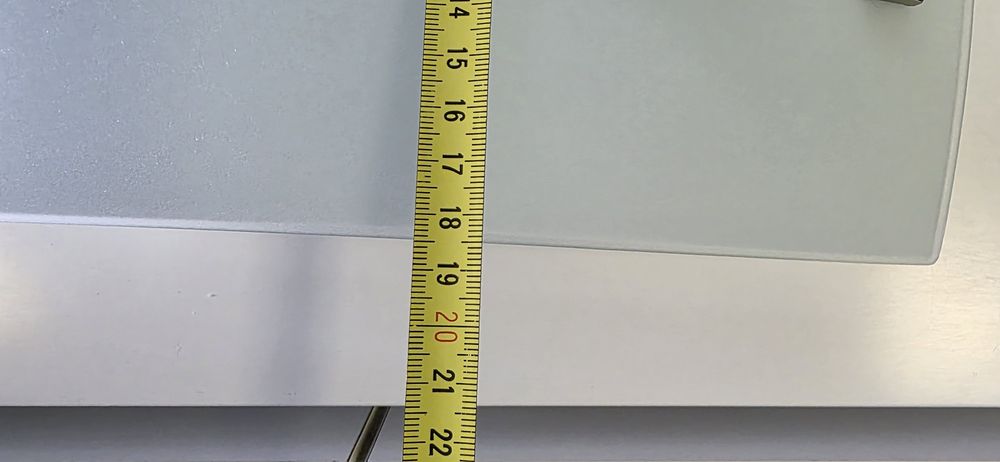 Conjunto de candeeiros em vidro para aplicação em teto e/ou parede
\.
