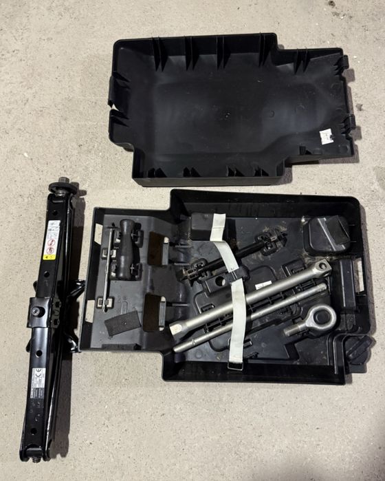 Ящик для Домкрата Peugeot Boxer Fiat Dukato Jumper