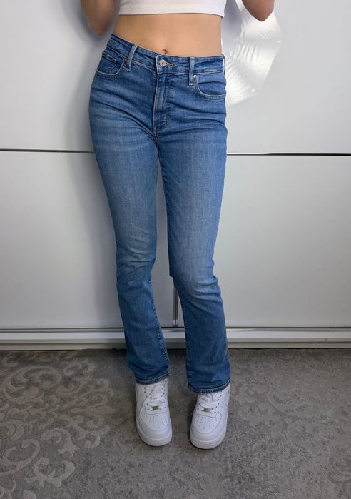 Spodnie Levi’s 725 High Rise Bootcut Baby Blue