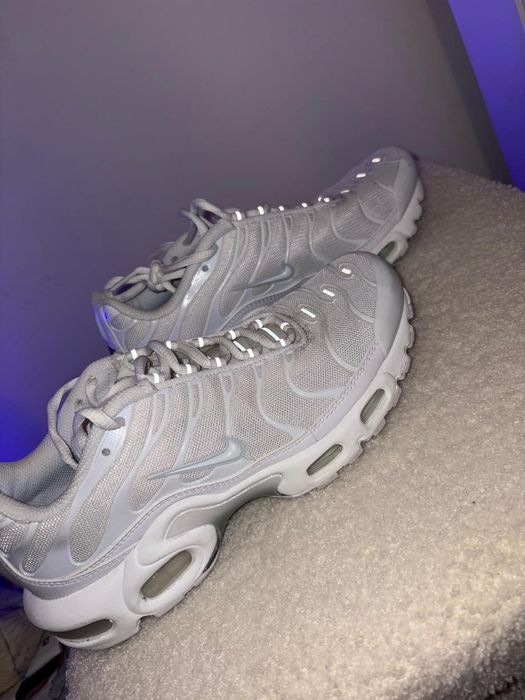 Tênis Nike Air Max Plus  38.5. ( Mulher)