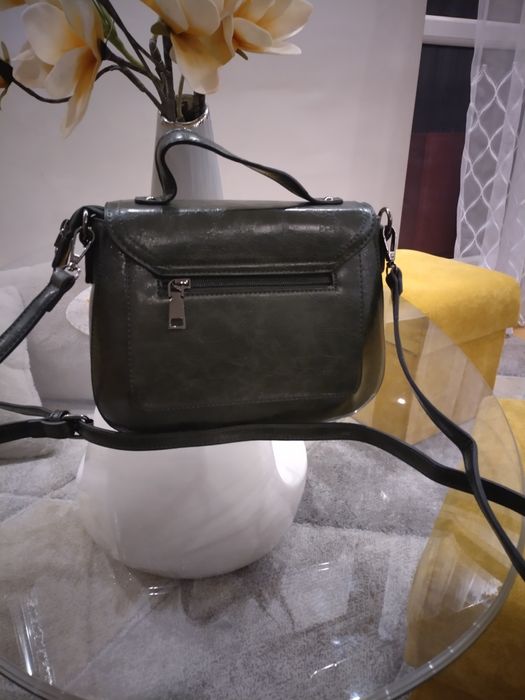 Torebka damska na długim pasku