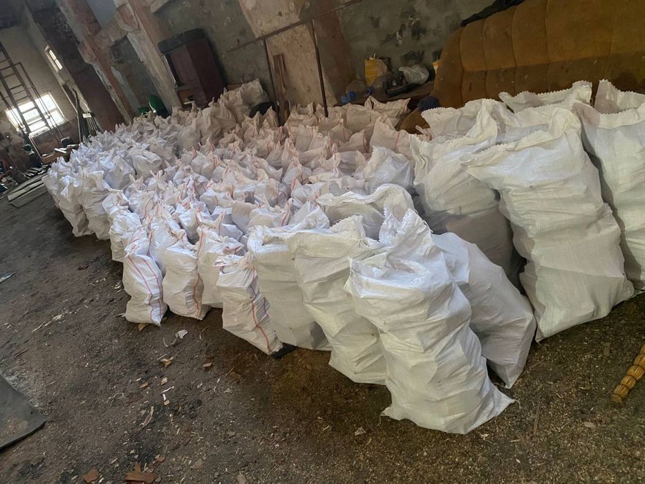 Древесный уголь и брикет