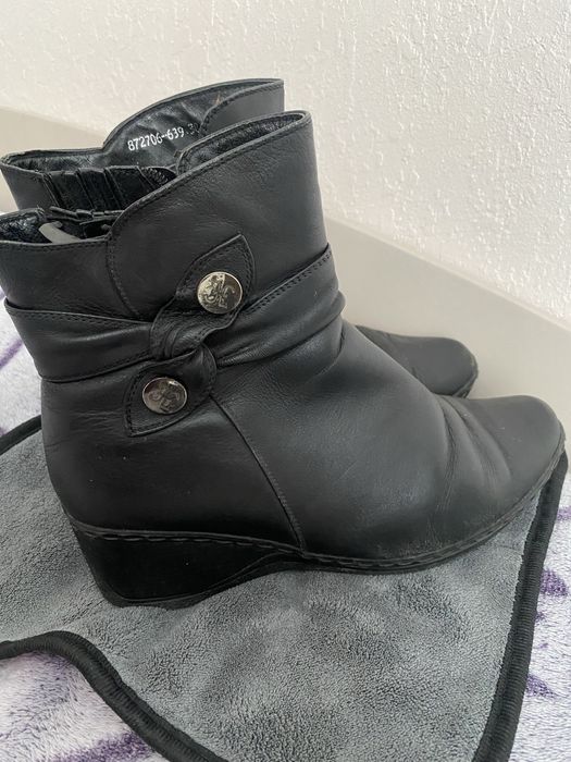 Зимові жіночі черевички 38р.