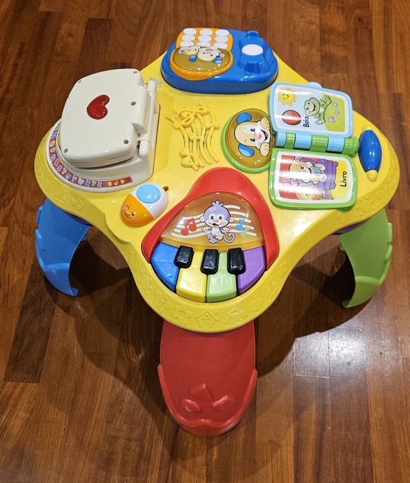 Mesa didática para crianças