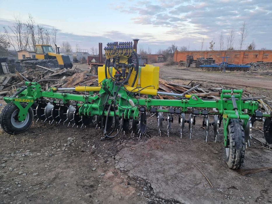 Агрегат для внесення КАС рідких доб. Вулкан Велес Агро АПЛІКАТОР 2025