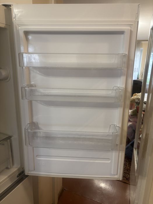 Холодильник Indesit