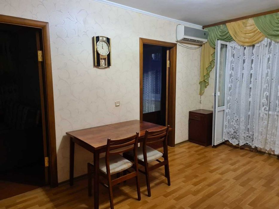 Продам 3 кімн. квартиру на Молодіжному. 3/5 пан. 40000