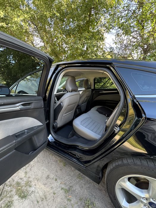 Ford Fusion 2016