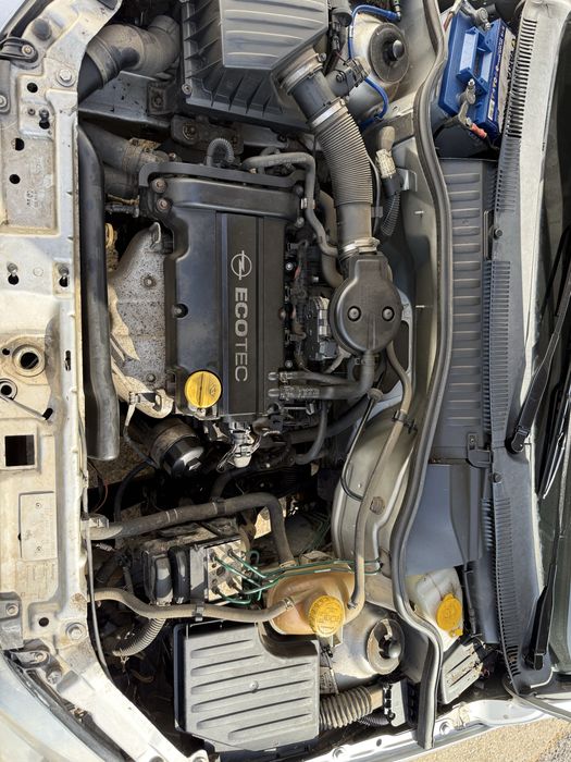 Opel corsa   C gasolina