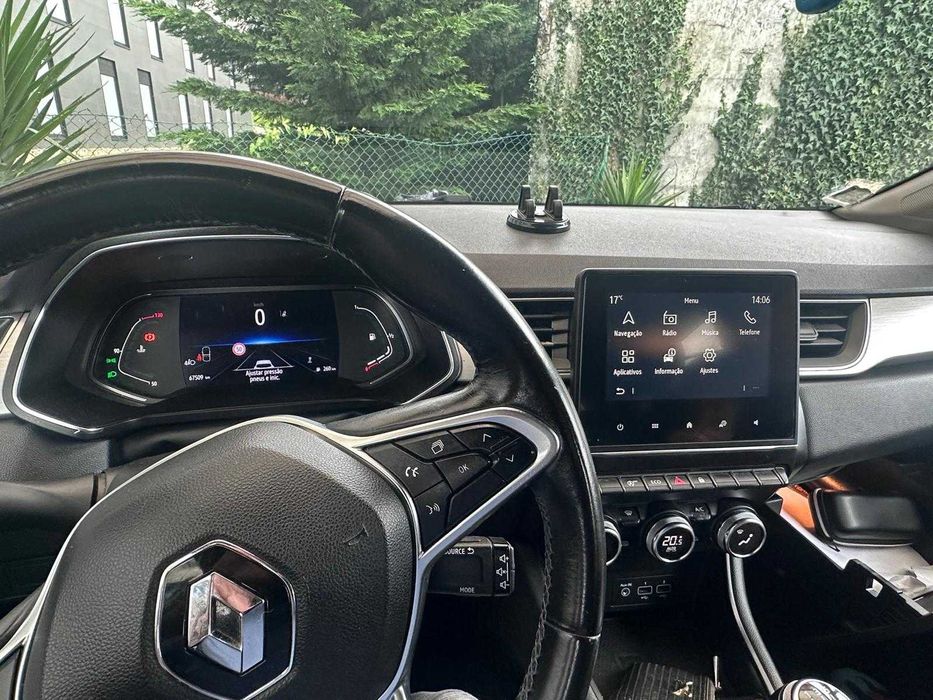 RENAULT CAPTUR TCe ZEN– 2020 | 68.000 KM