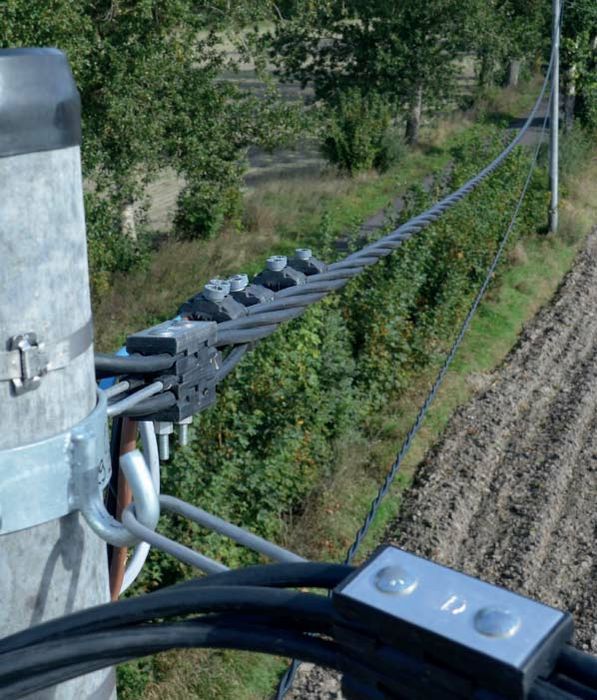 Подключeние участков к ДТЭК.Монтаж кабеля в траншеи.Вызов электрика