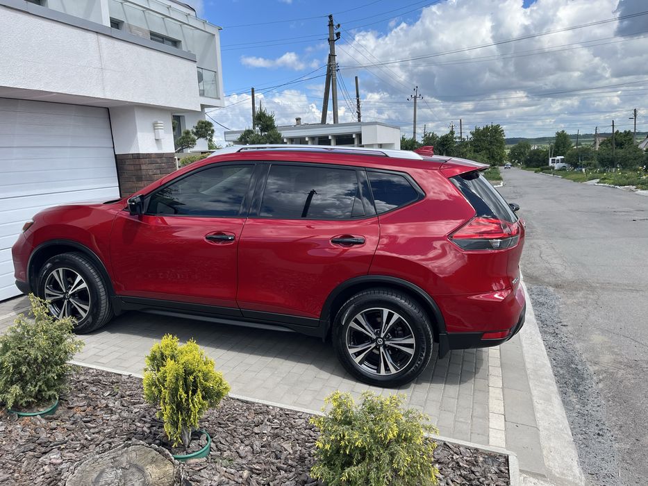 Продам Nissan Rogue