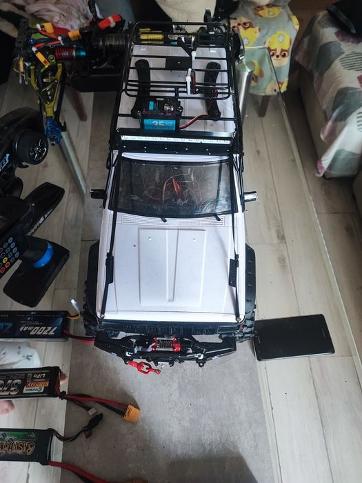 Autko Rc  plus baterie i piloty