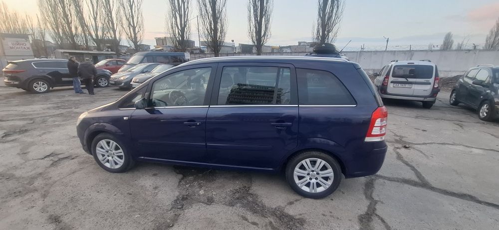 Продам Опель зафіра Б