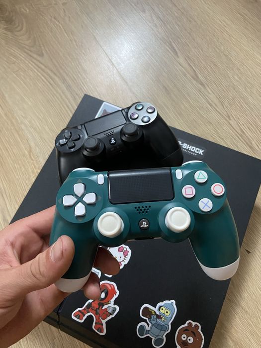 Ps 4 slim 2 геймпада