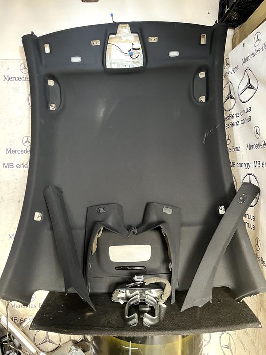 Чорна стеля на Mercedes W207 E-coupe AMG