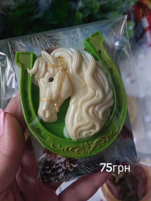 Новорічне мило ручної роботи