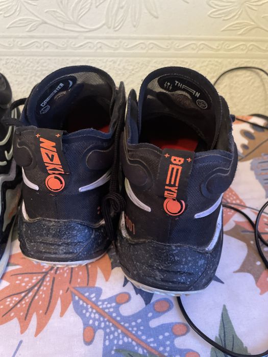 Кросівки Nike ……..