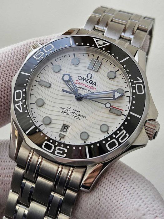 Швейцарские часы Omega Seamaster White 300m. Premium качество
