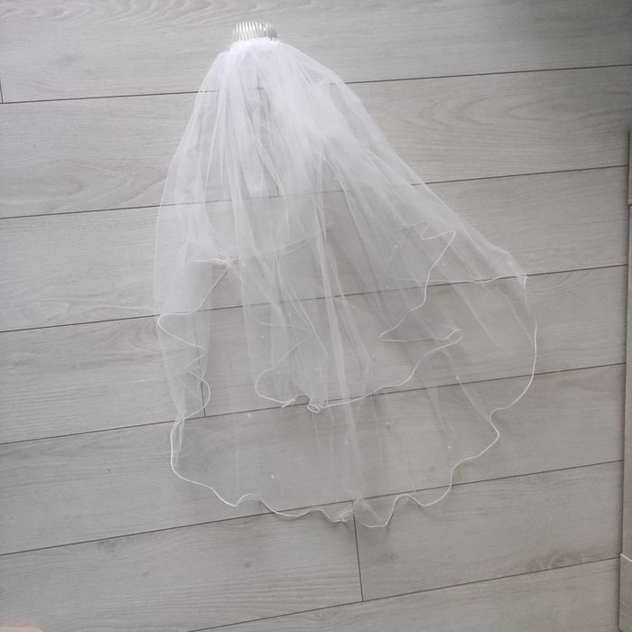 Sprzedam welon biały cykorie kryształki perełki