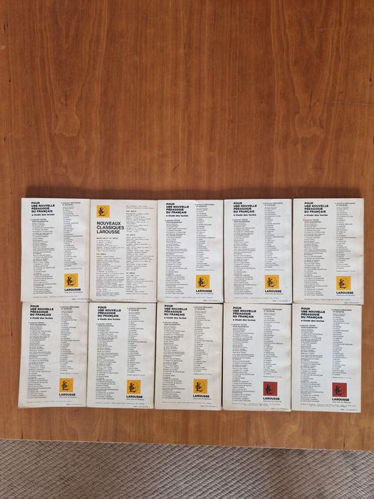 Literatura Francesa (8 peças de teatro e 2 narrativas).
