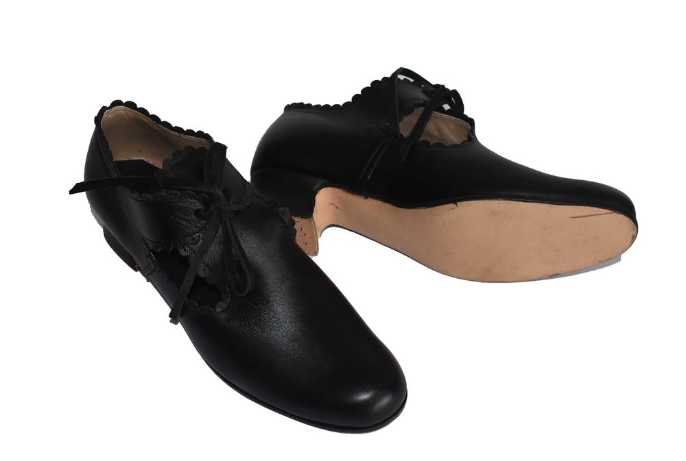 Buty skórzane damskie na skórzanych podeszwach