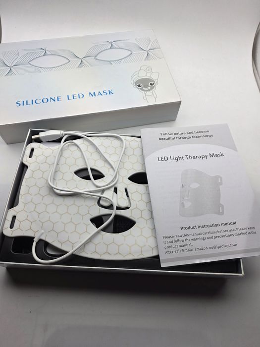 Silikonowa maska LED do fototerapii.