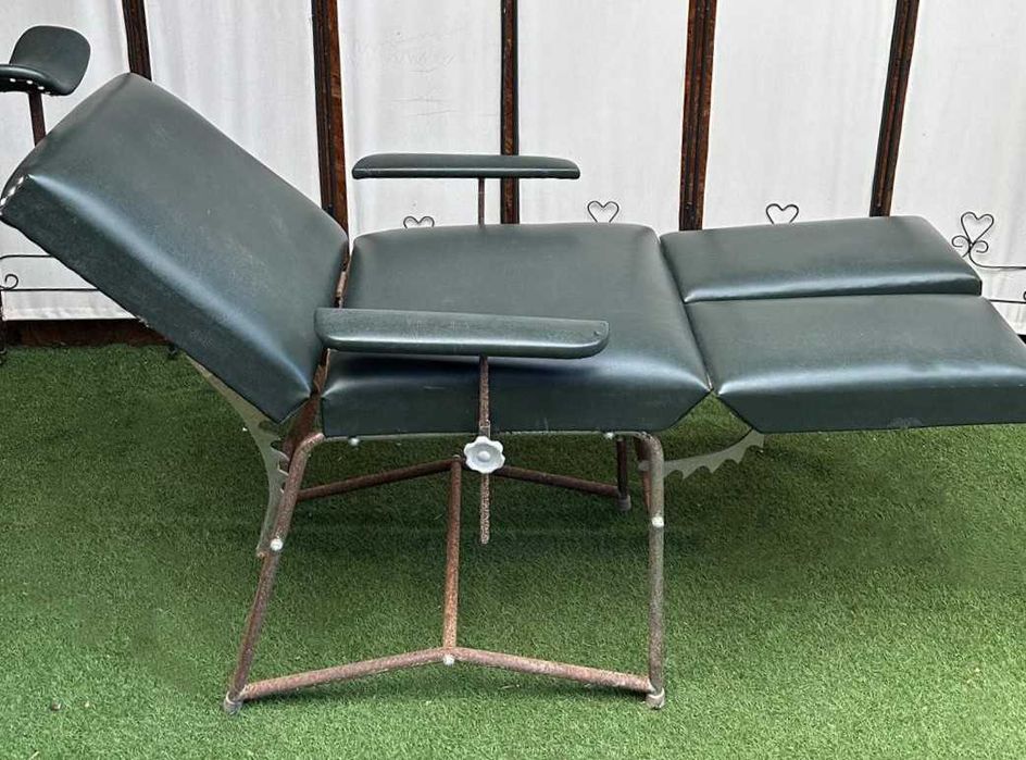 Antiguidade, cadeira de pedicure, marquesa vintage