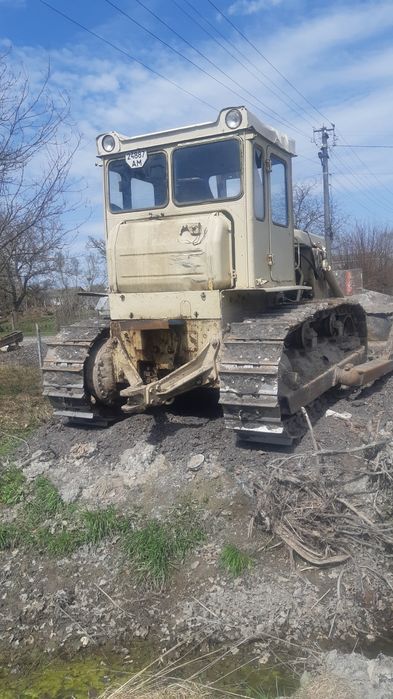 Продається бульдозер з документами