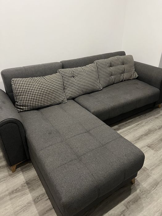 Sofa chaise longue com arrumação