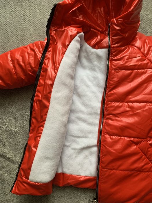 Нова куртка 104 розмір