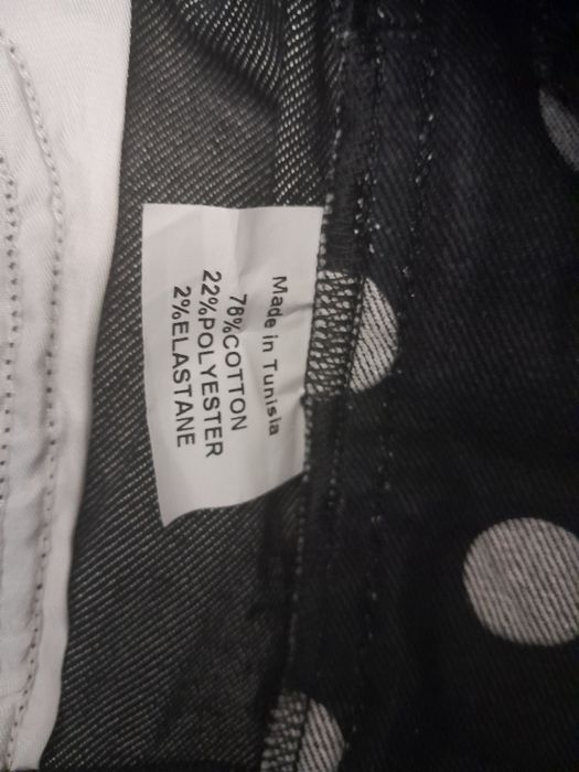 Guess spodnie damskie rurk Skinnyi High 1981