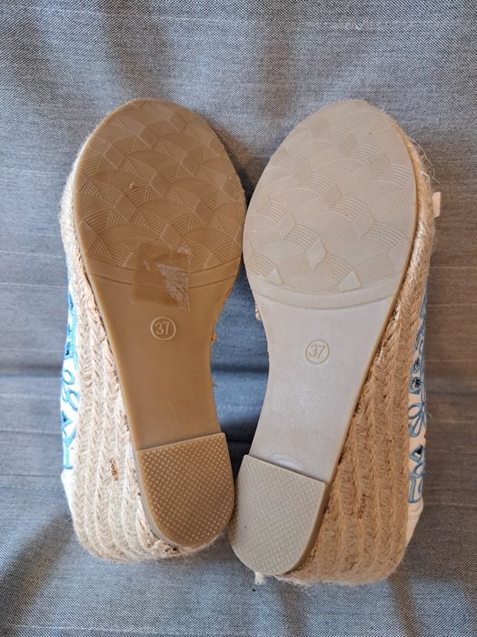 Buty na koturnie, nowe, 37