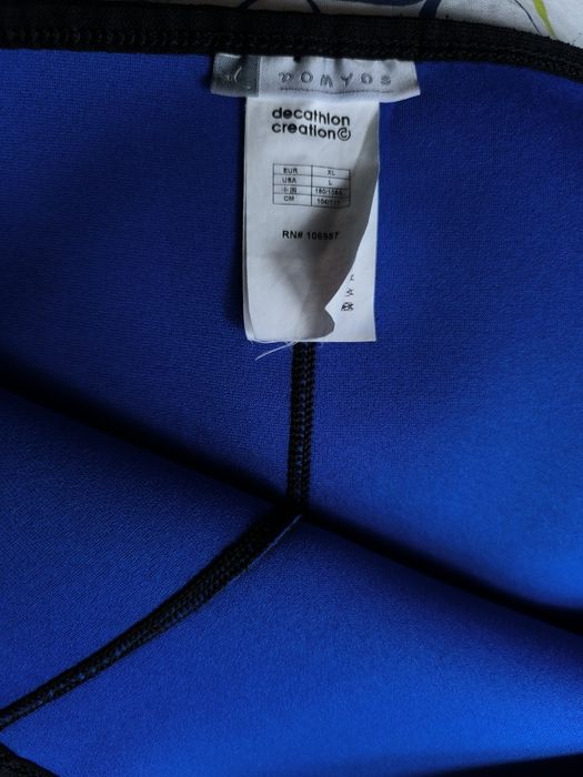 Bermudas de surf 100% Neoprene.