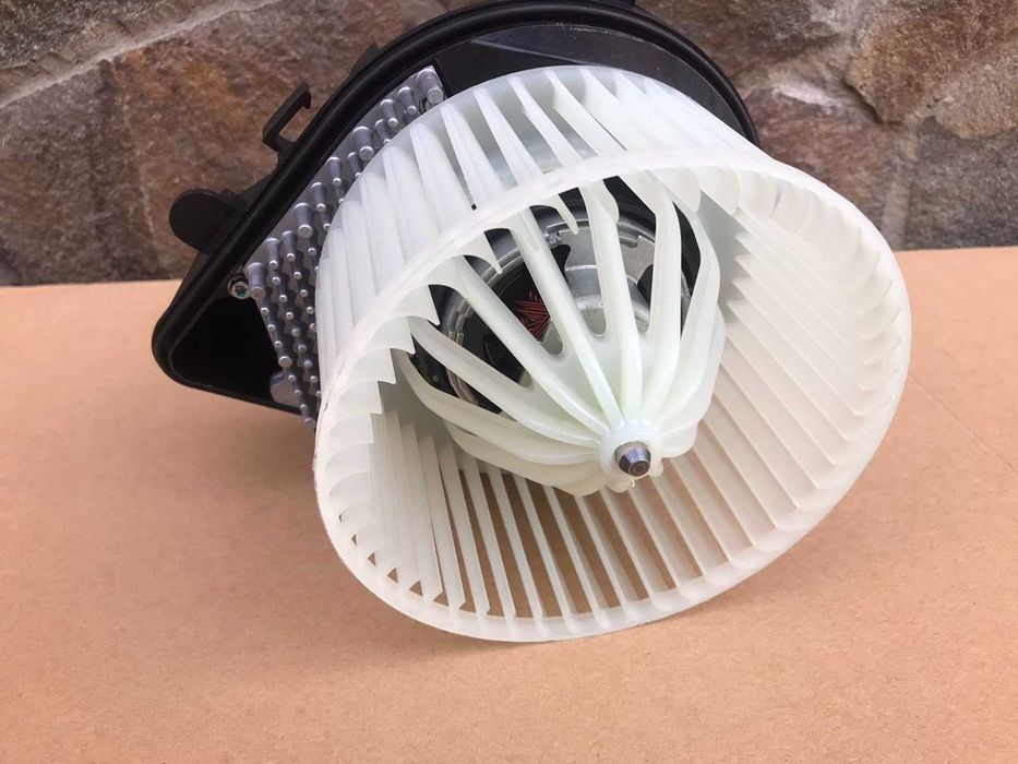 Моторчик печки вентилятор Fiat Scudo Citroen Jumpy Peugeot Expert