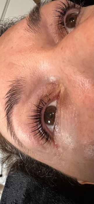 Limpeza de pele e Lifting pestanas ao domicílio