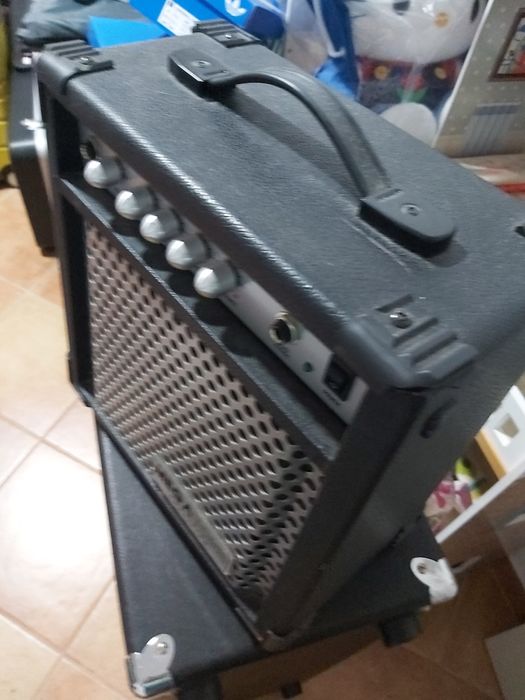 vendo amplificador pequeno de casa